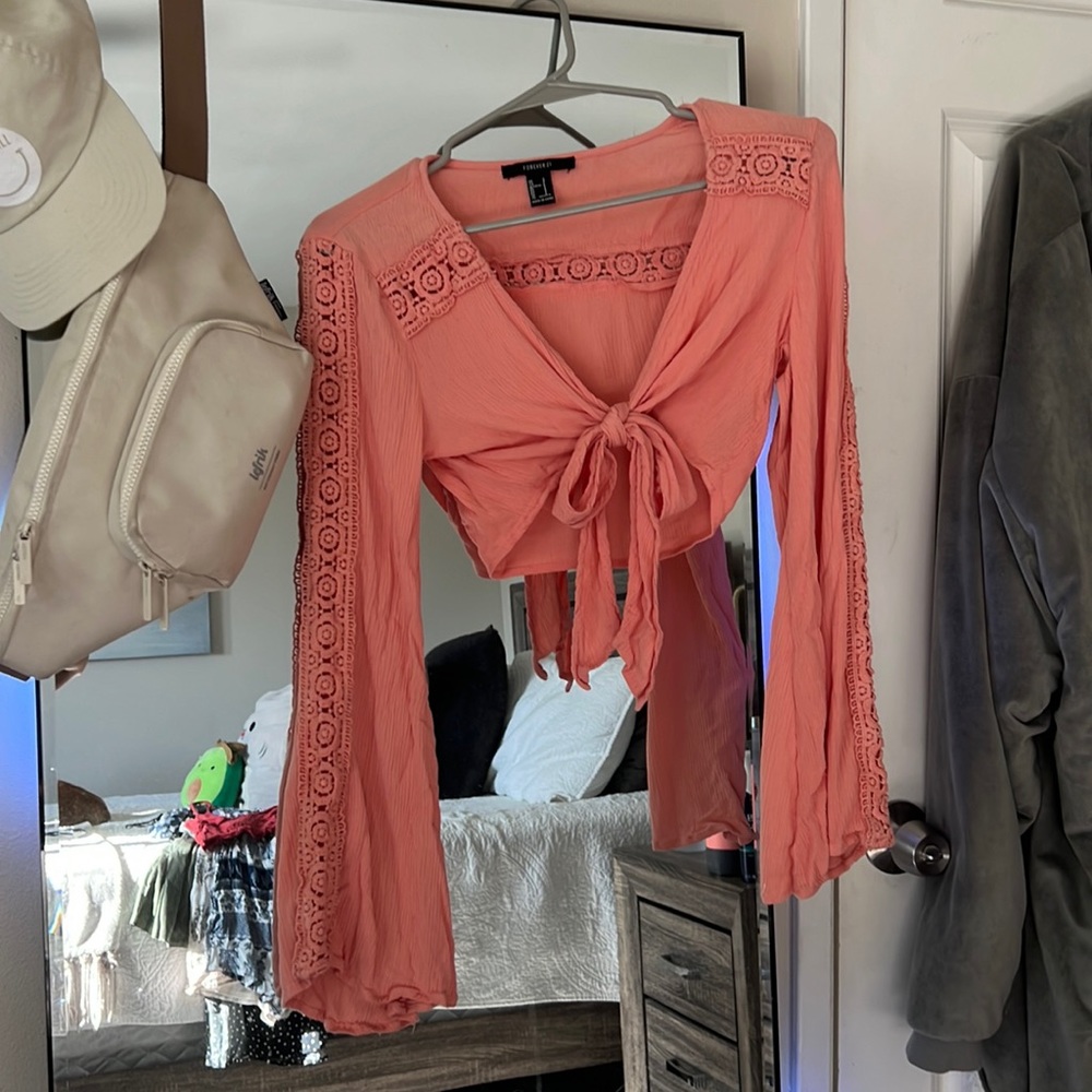 Forever 21 pink tie front long sleeve flowy